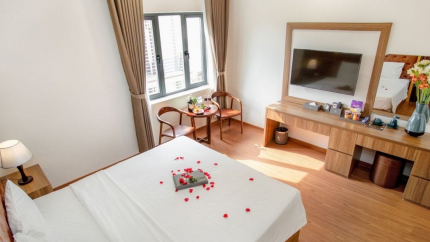 Phòng Deluxe Double tại 3* Hotel Momali Ninh Bình