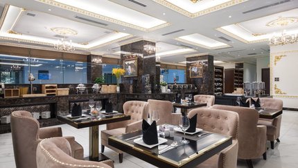 Nhà hàng với sức chứa lớn