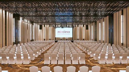 Phòng hội họp đầy đủ âm thanh ánh sáng