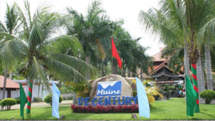 Lối vào De Century Resort & Spa Phan Thiết