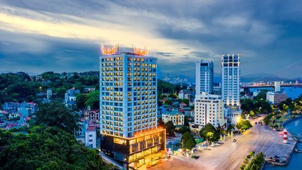Khách sạn vào chiều tối
