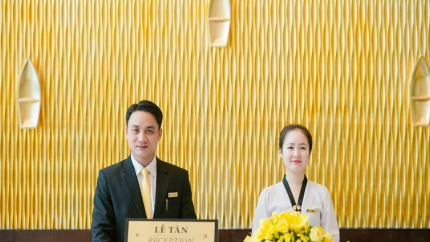 Lễ Tân