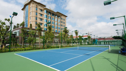 Sân Tennis ngoài trời phục vụ thể thao