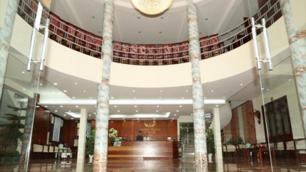 Sảnh rộng, sạch sẽ