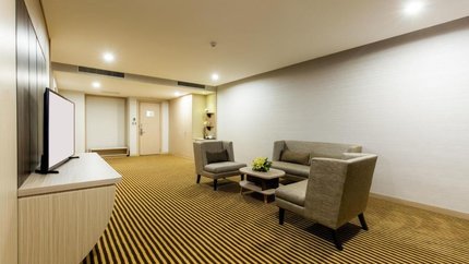 Khu vực phòng khách vô cùng rộng rãi