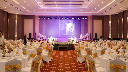 Phòng tổ chức tiệc cưới rộng rãi