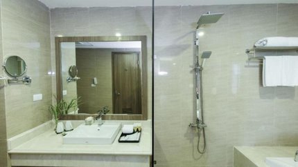 Nhà tắm khách sạn