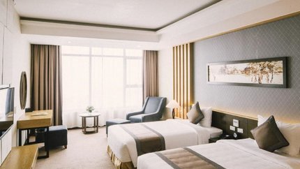 Phòng rất thoáng, cửa lớn đón ánh sáng