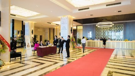 Sảnh và quầy lễ tân