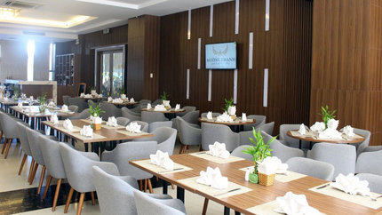 Nhà Hàng Hoa Hướng Dương