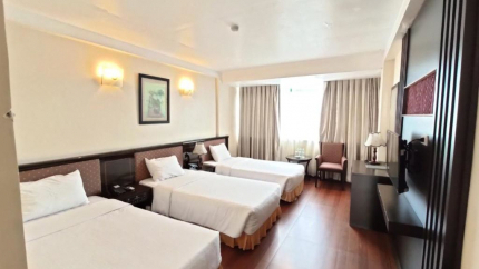 Phòng Superior Triple khách sạn Mường Thanh Vinh