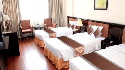 Phòng Superior Triple khách sạn Mường Thanh Vinh