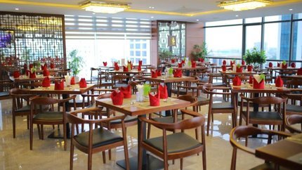 Nhà hàng tại khách sạn