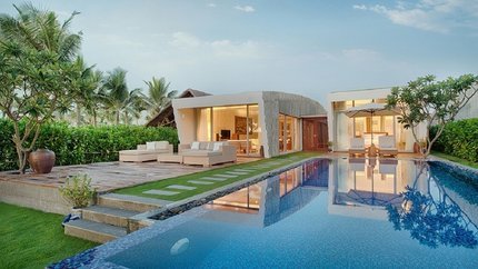 Three - Bedroom Beachfront Wave Villa