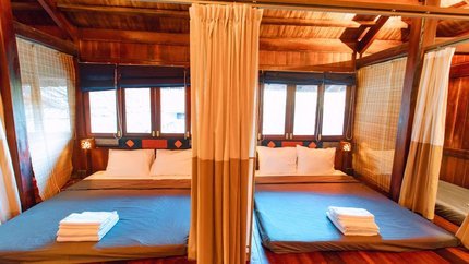 Nhà sàn Đồi thông