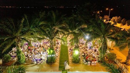 Khu vườn cây xanh