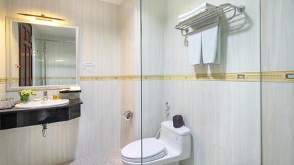 Nhà tắm đứng hiện đại