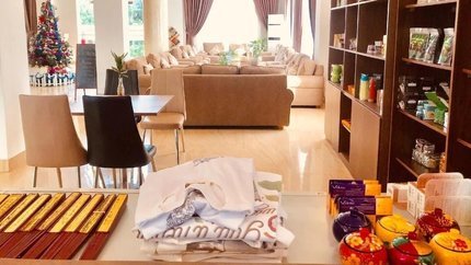 Quầy lưu niệm tại sảnh