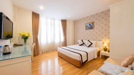 Phòng Superior của khách sạn Ngân Hà Sài Gòn 3*