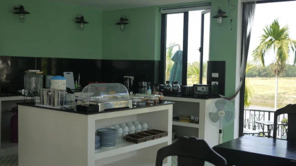 Không Gian Ăn Uống Tại Nhà Hàng Nghé Garden 3*