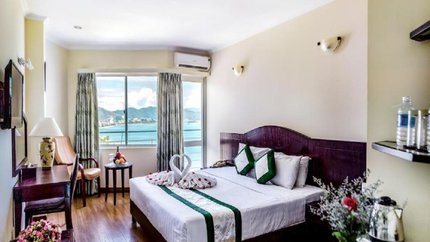 Cửa sổ nhìn thẳng ra biển