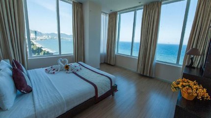 View rất thoáng nhờ cửa sổ hướng ra biển