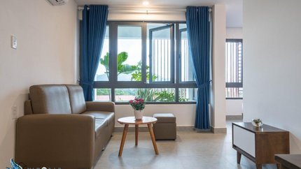 Không gian khách rộng rãi, hiện đại