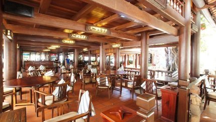 Nhà hàng sang trọng