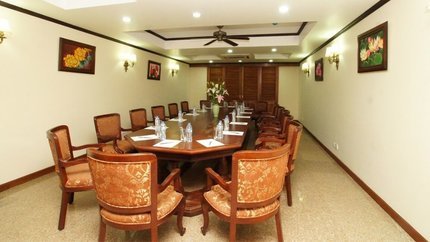 Không gian phòng họp