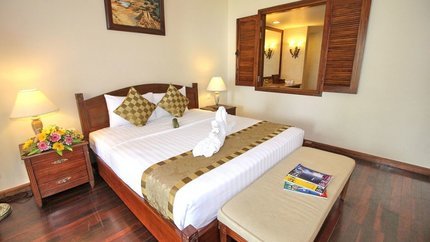 Giường ngủ thoải mái, thiết kế tối giản