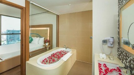 Phòng tắm bồn Superior Room