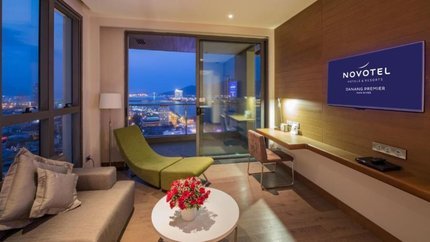 Thiết kế sang trọng , hiện đại