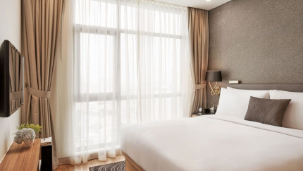 One-Bedroom Deluxe Apartment