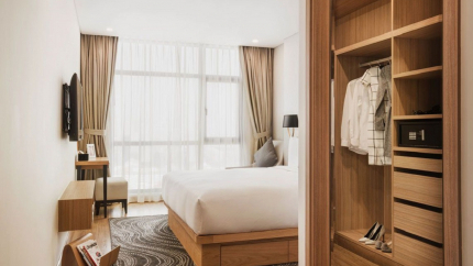 Three-Bedroom Deluxe Apartment