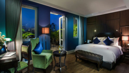 Royal Terrace Suite