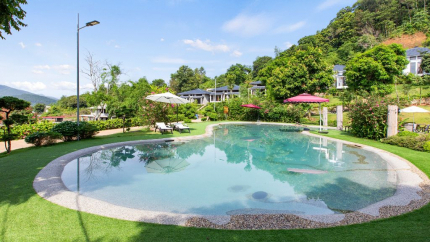 Hồ Bơi Resort Onsen Hoà Bình