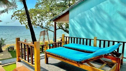 Ghế tắm nắng ngoài ban công