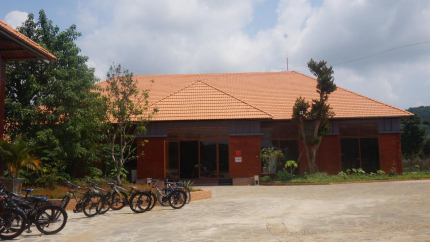 Nhà Hàng Vị Quê Orchard Resort Nam Cát Tiên