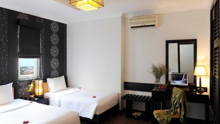 Phòng Deluxe Orchid Hotel Huế