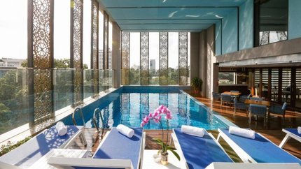 Bể bơi trong nhà