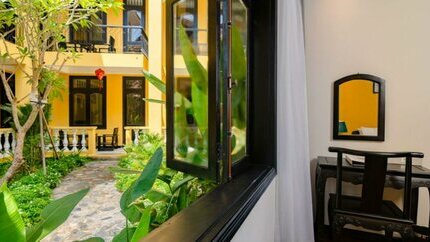 Phòng Superior hướng vườn