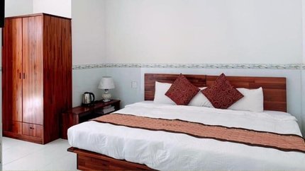 Giường Đôi Rộng Rãi