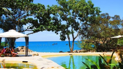 Bể Bơi Ngoài Trời