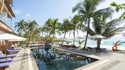 Bể bơi ngoài trời