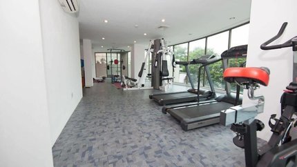 Phòng tập gym đầy đủ máy tập