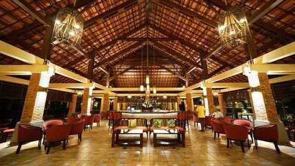 Quầy bar sang trọng