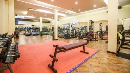 Phòng gym với đầy đủ thiết bị
