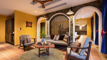 Ghế sofa tại phòng Suite Panhou Retreat