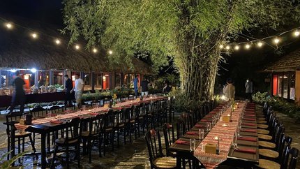 Không gian nhà hàng ngoài trời
