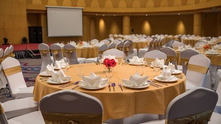 Tổ chức tiệc tại khách sạn